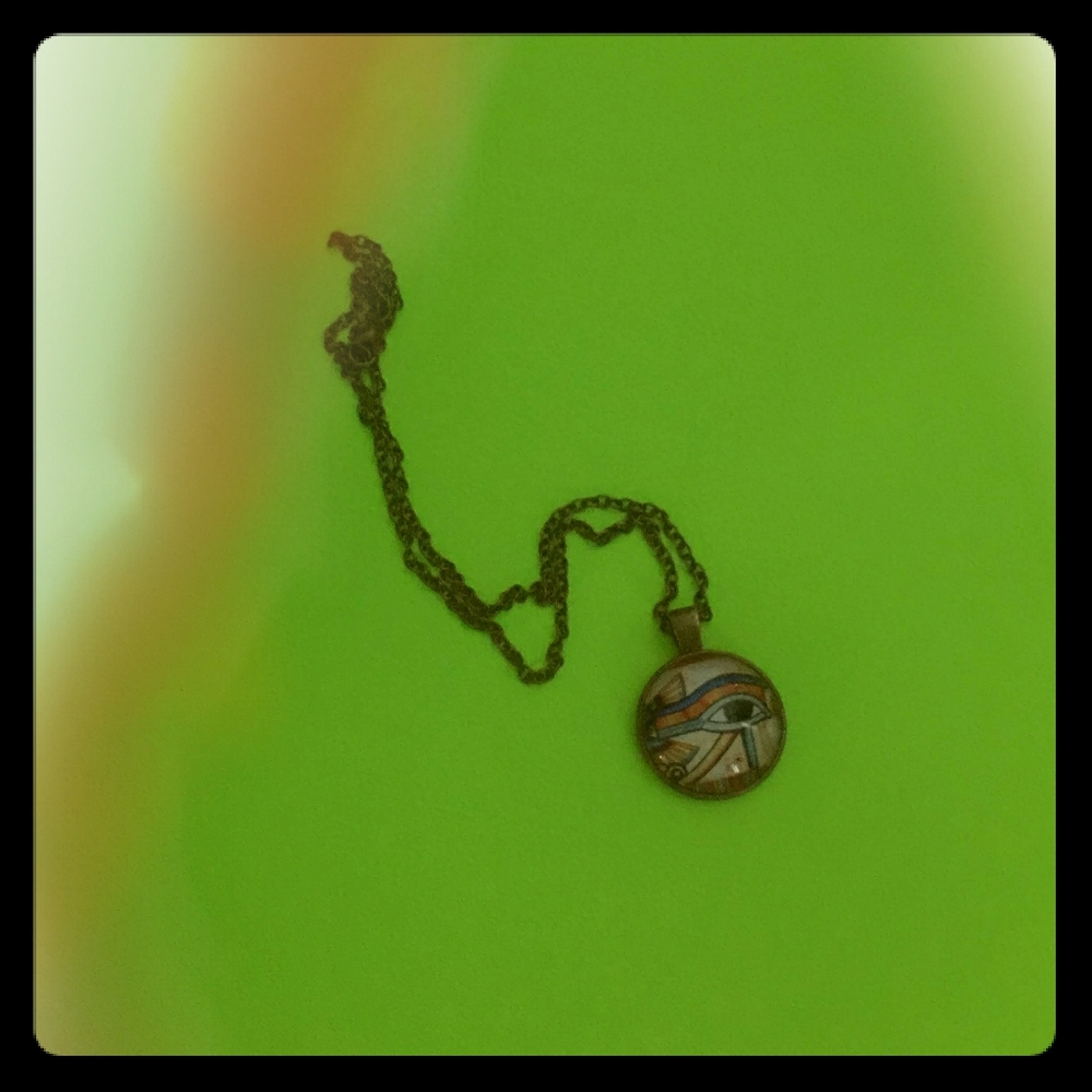 Egyptian design costume necklace light